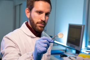 IIT's environmentally friendly plant-based bandage