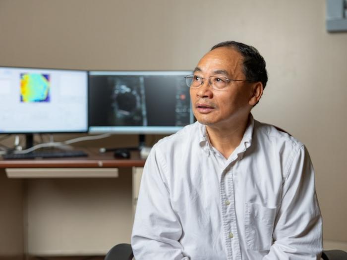 uh professor zhifeng ren portrait