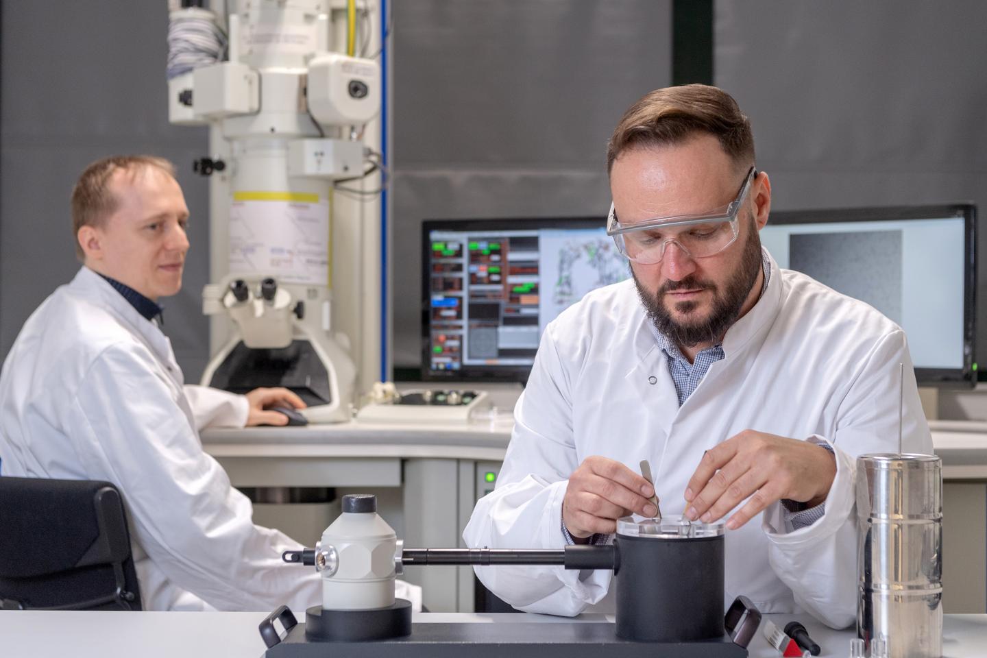 Die beiden Erstautoren Dr. Christoph Kaiser und Dr. Carsten Peters