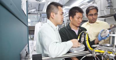 Shriram Ramanathan and Team in the Lab