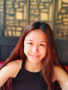 Dr. Shee-Yee Khoo, a Lecturer in Finance at Bangor University’s Bangor Business School.