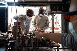 The researchers of the ArQuS Lab