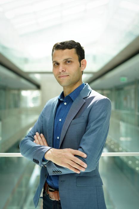 Dr Samy Yousef
