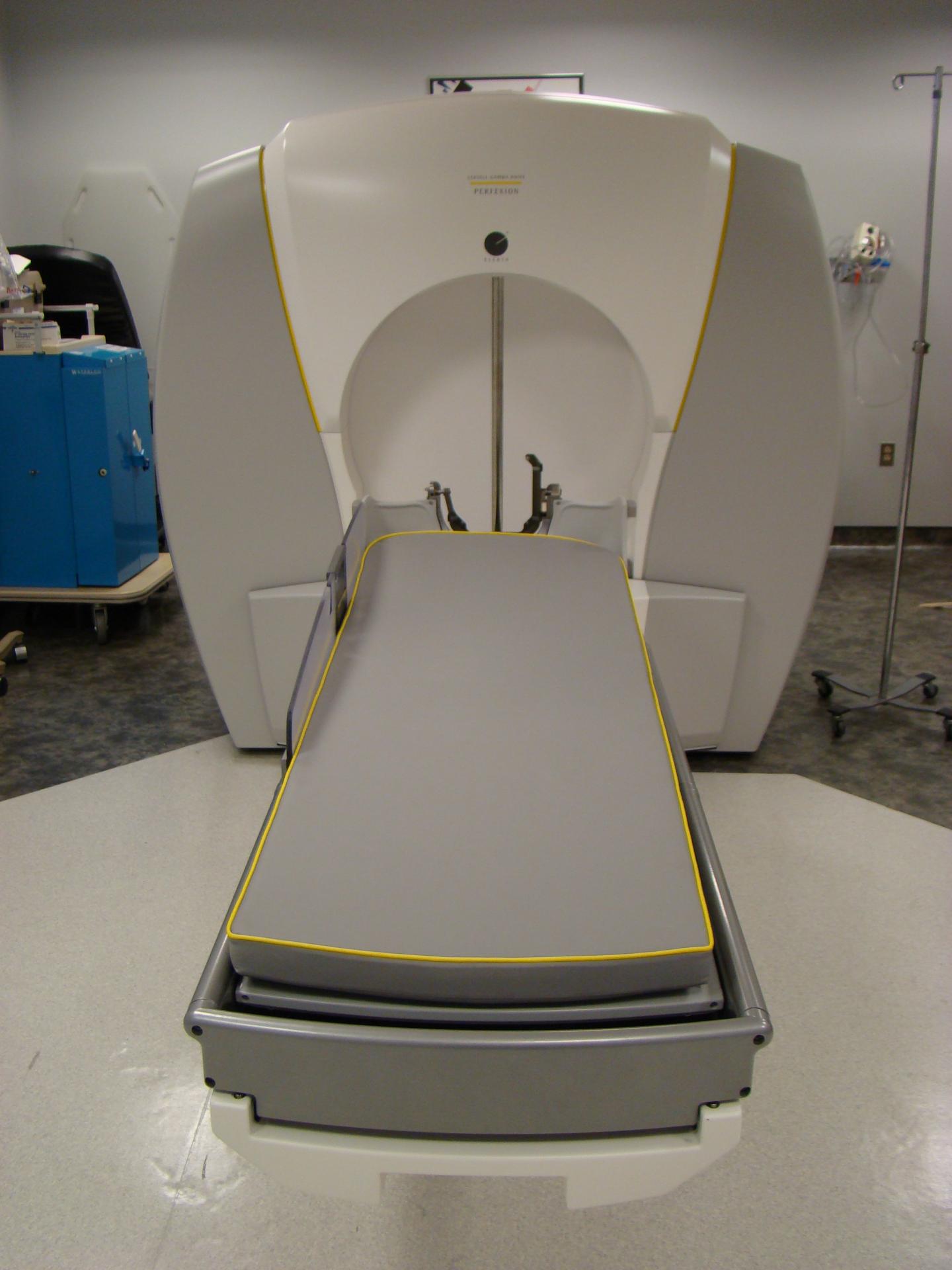 Gamma Knife (2 of 2)