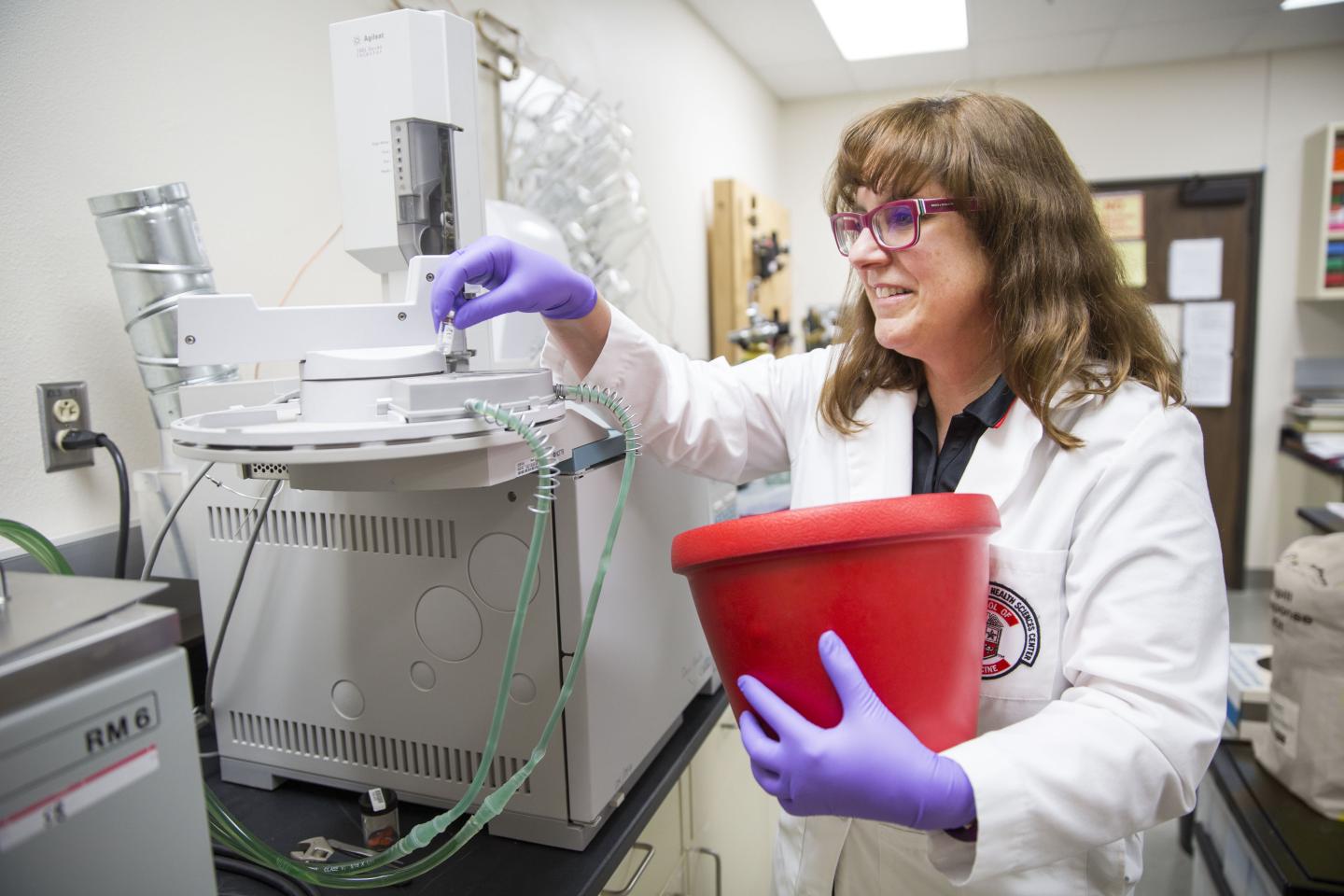 Bergeson in Lab.jpg
