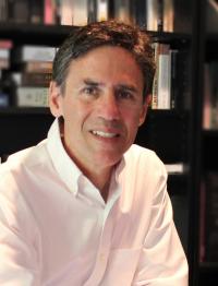  Steven LeVine, Quartz