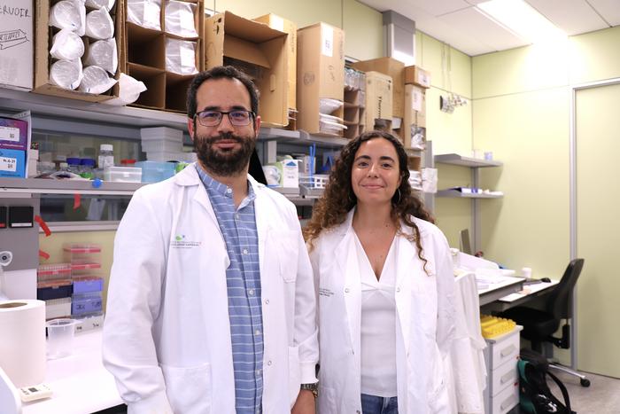 Dr Jose Luis Sardina and Dr Gemma Valcárcel, authors of the study and researchers at the Josep Carreras Institute