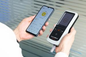 Breath acetone analyzer smartphone app