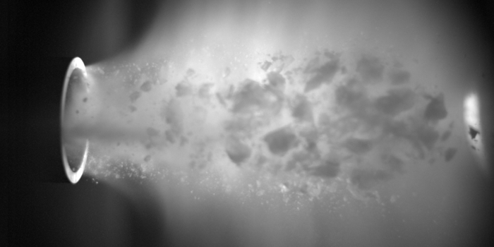 Fragment plume generated by a deuterium pellet.