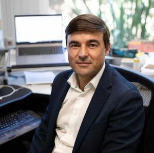 Alex Colas