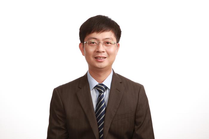 Zhengfei Zhu, MD, PhD, Department of Radiation Oncology, Fudan University Shanghai Cancer Center