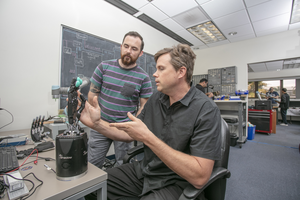 Dexterous Artificial Hand