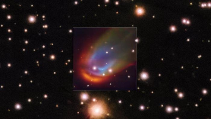 VLT image of a dead star creating a shock wave as it moves through space
