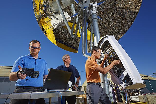 Solar Thermochemical Advanced Reactor System