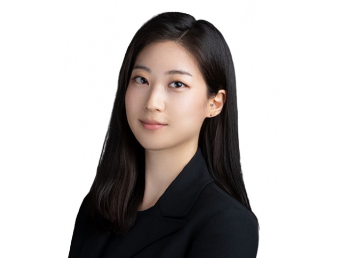 SMU Assistant Professor Stella Park