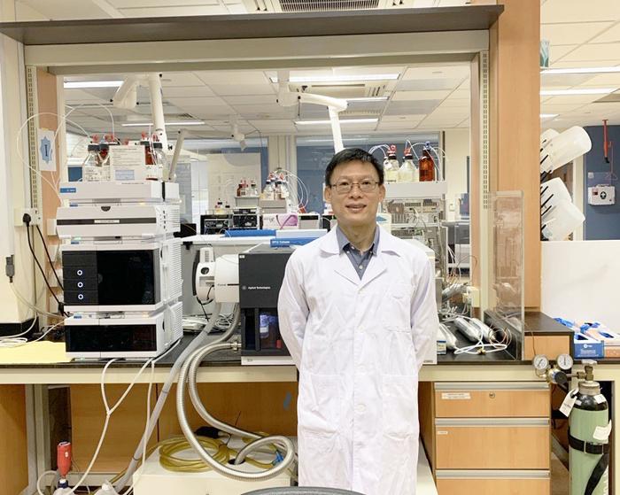 Dr Nguyen NL