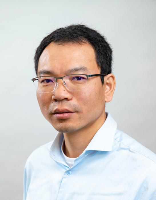 Associate Professor Zhongfan Jia