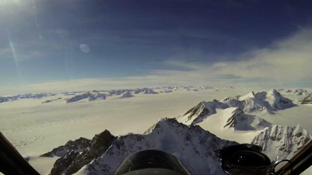 Water in Helheim Glacier Makes Its Way to the Ocean