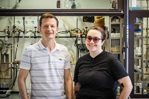 Dr. Miloslav Polášek, head of the Coordination Chemistry research group at IOCB Prague, and Kelsea Grace Jones, PhD student in Dr. Miloslav Polášek's group