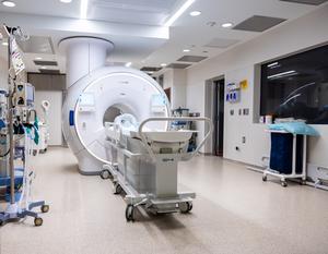 The iMRI at the University of Chicago Medical Center