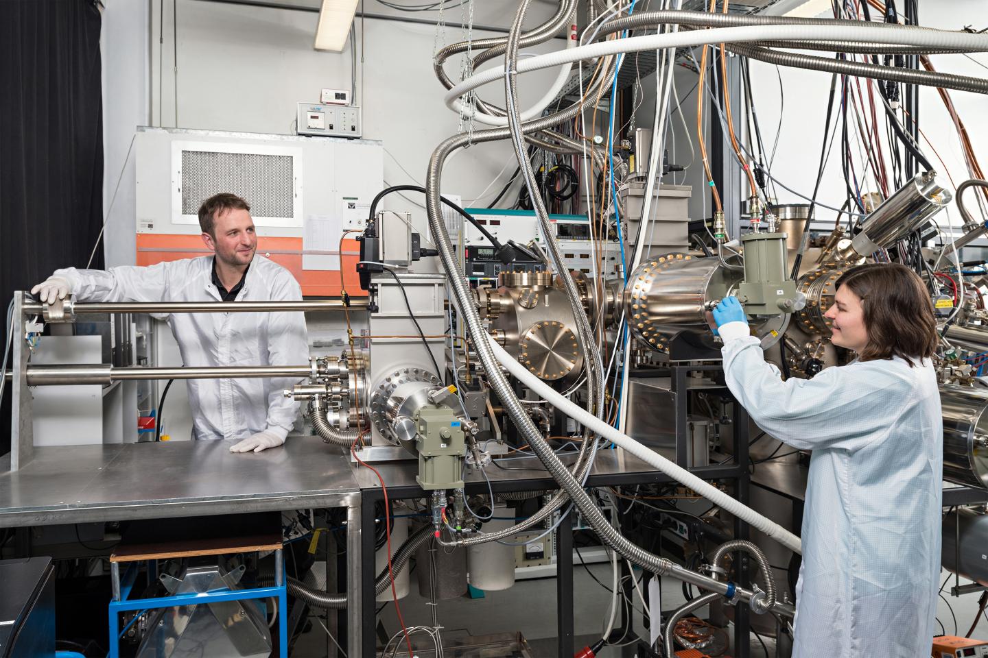 Molecular Beam Epitaxy Facility