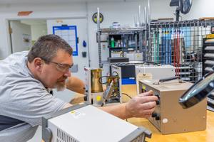 ORNL's F&O professionals build and program custom instruments