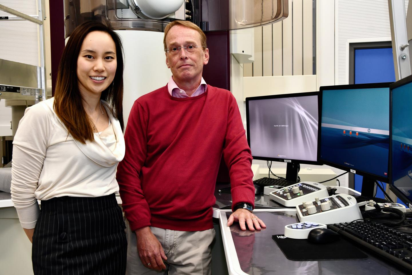 Judy Kim and Angus Kirkland, Rosalind Franklin Institute