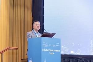 Dr Jeff Sze