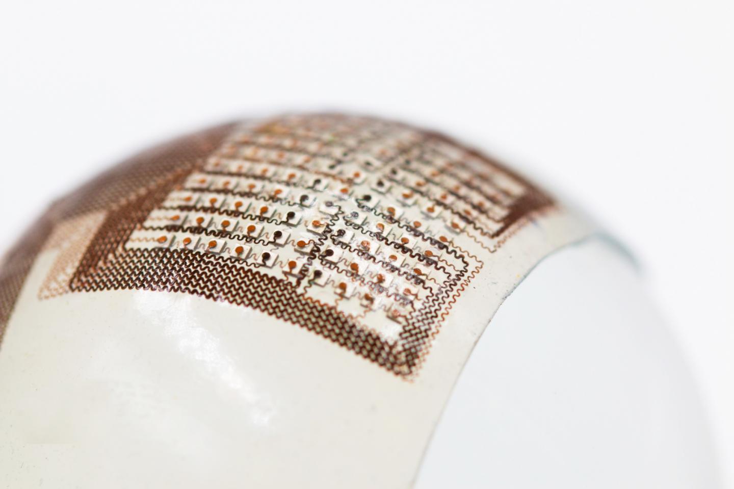 A Stretchable, Ultrasonic Device that Images Complex Surfaces (3 of 5)