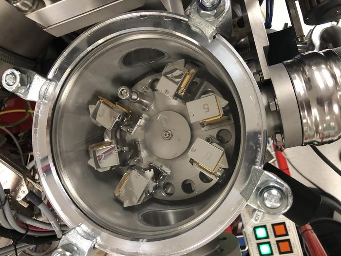 Chamber of Ion Microprobe
