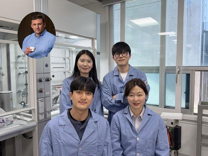 KAIST Resolves Long-standing Challenge of Performance Degradation in Stacked 2D Materials​