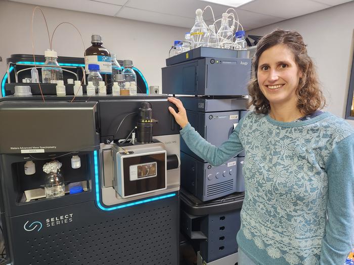 Dr Magriet Muller in the LC-MS laboratory at Stellenbosch University