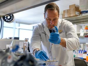 Dr. Anthony Faber
