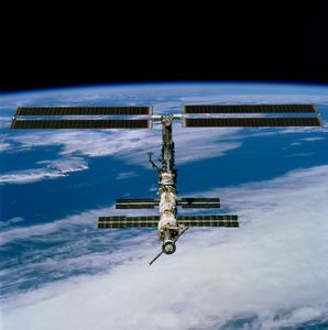 Aboard the International Space Station, viruses and bacteria show atypical interplay