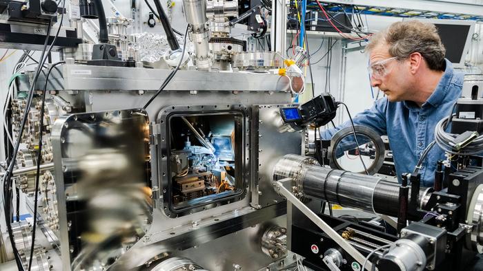 Scientist-APS-Qubit-Research