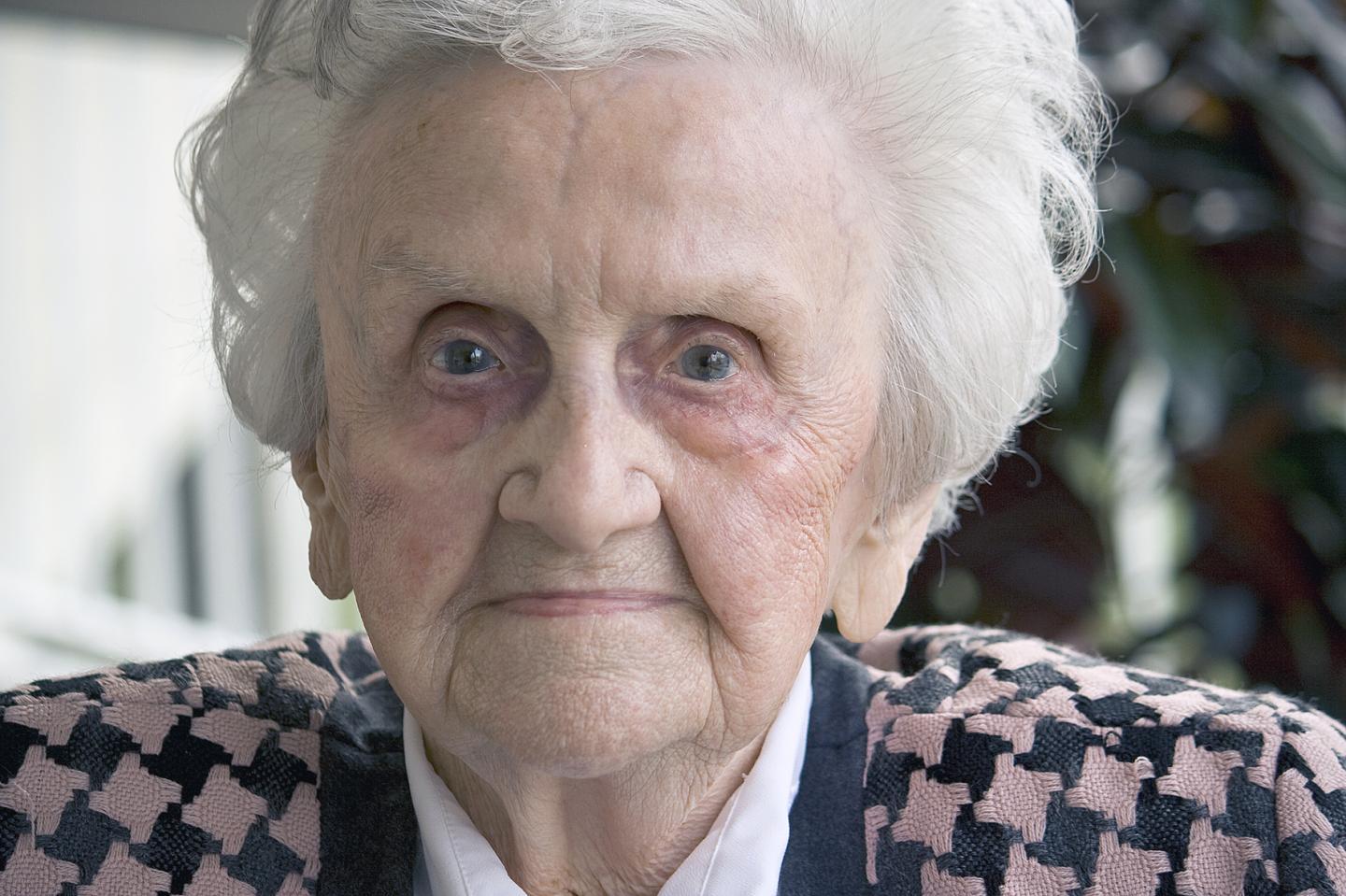 Margarethe B., Born 1907
