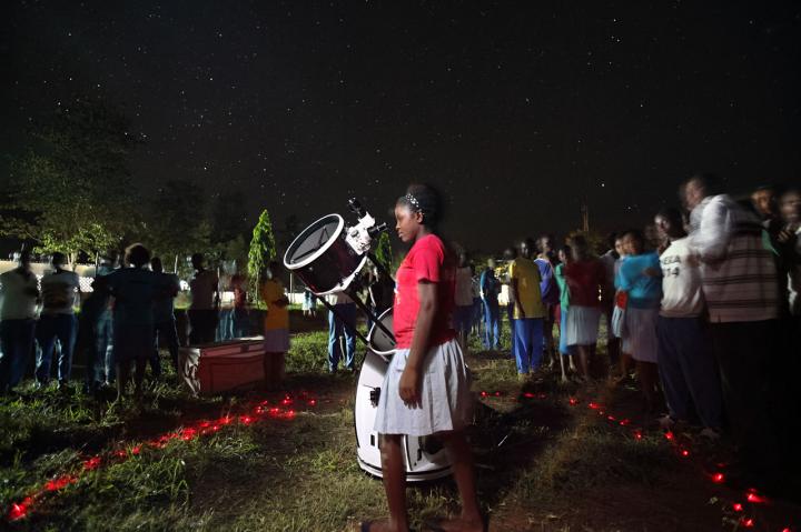 The Travelling Telescope
