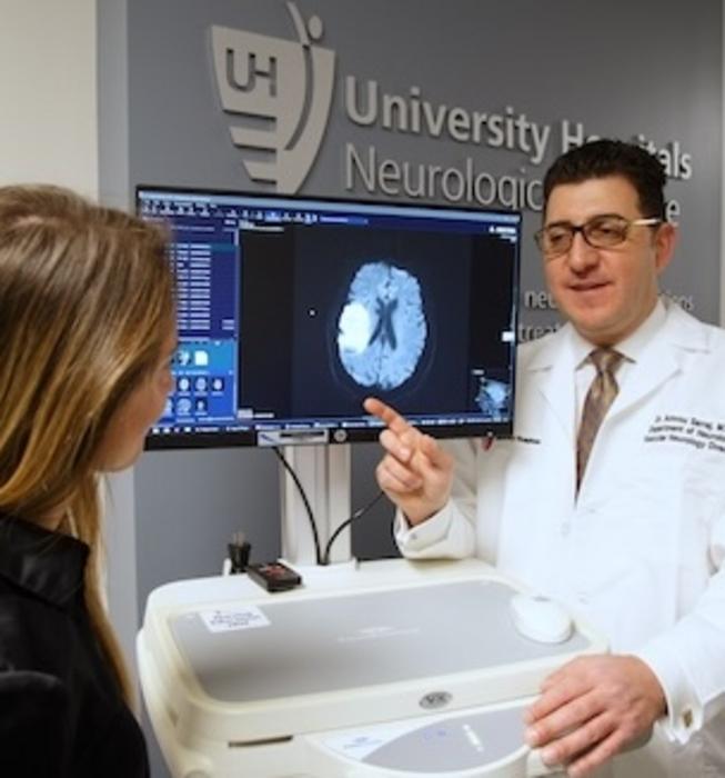 Dr. Amrou Sarraj