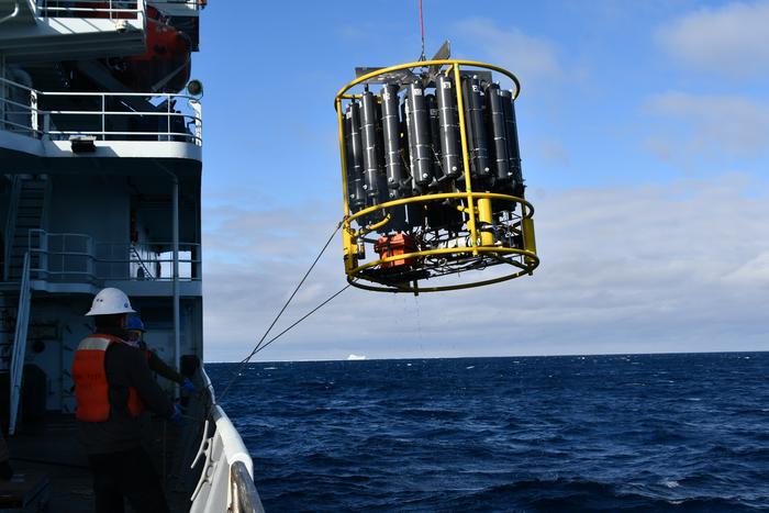 Deep-ocean heat has been marching closer to Antarctica, reveals new long-term study