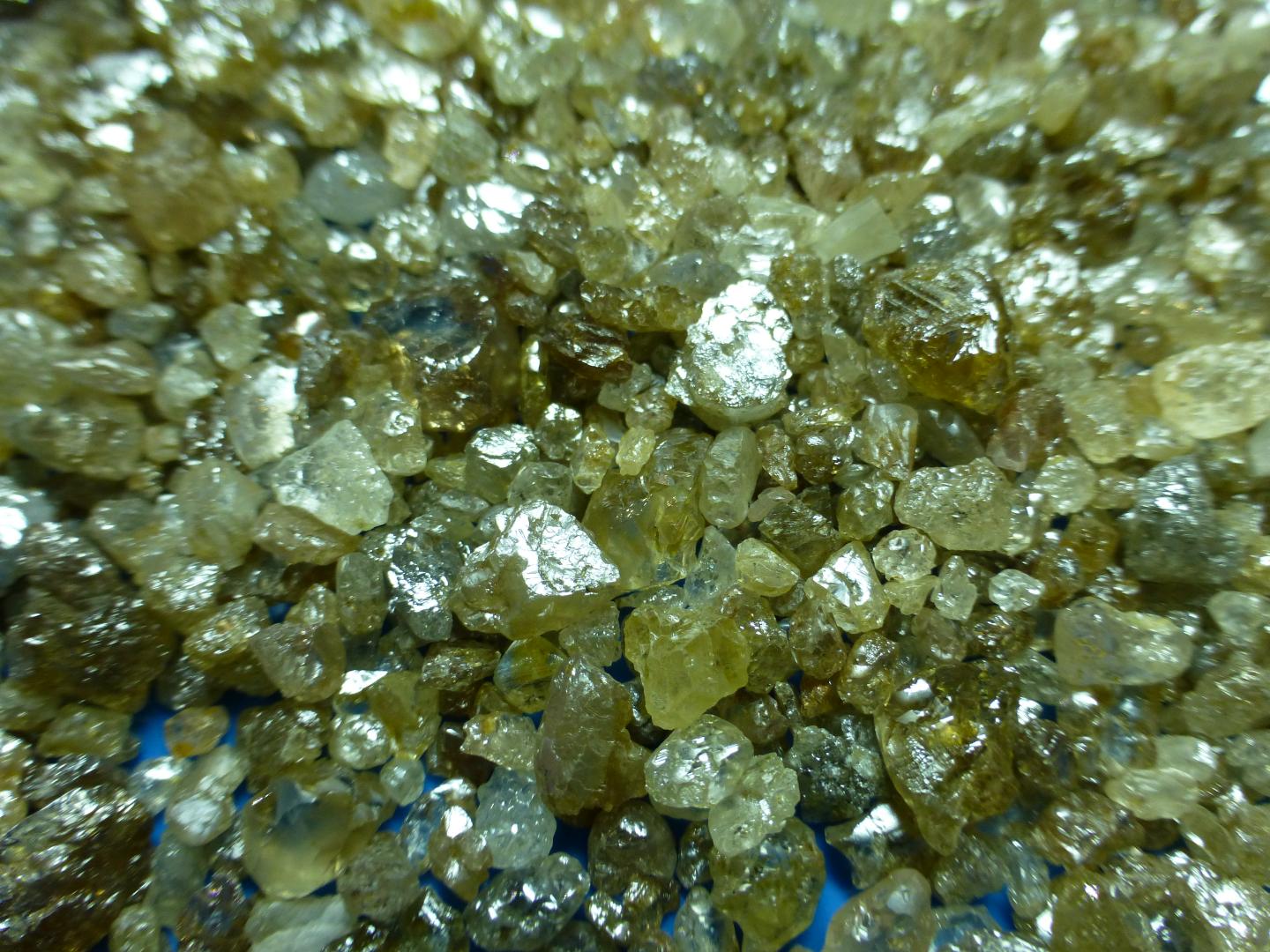 Deep-Earth Diamonds Reveal Primordial Rock Source in Earth's Mantle (4 of 6)