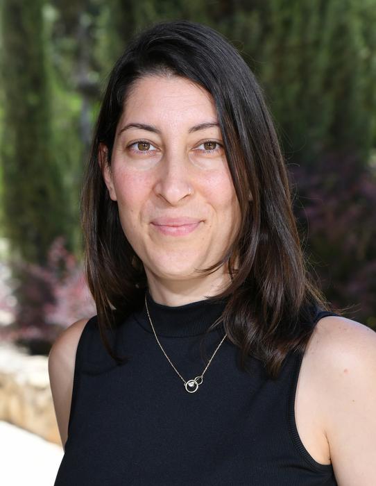 Noga Mostovoy Elzafan