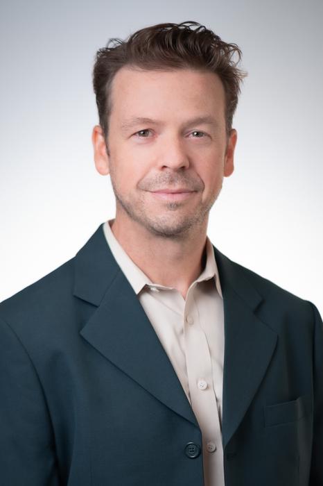 Michael C. Oldham, PhD, University of California, San Francisco, USA.