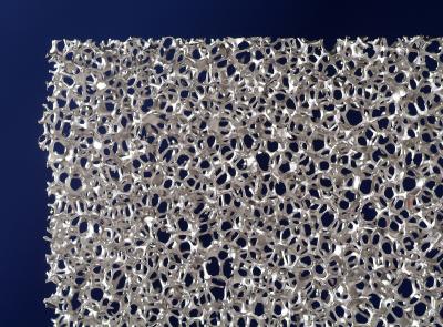 Titanium Foams Replace Injured Bones