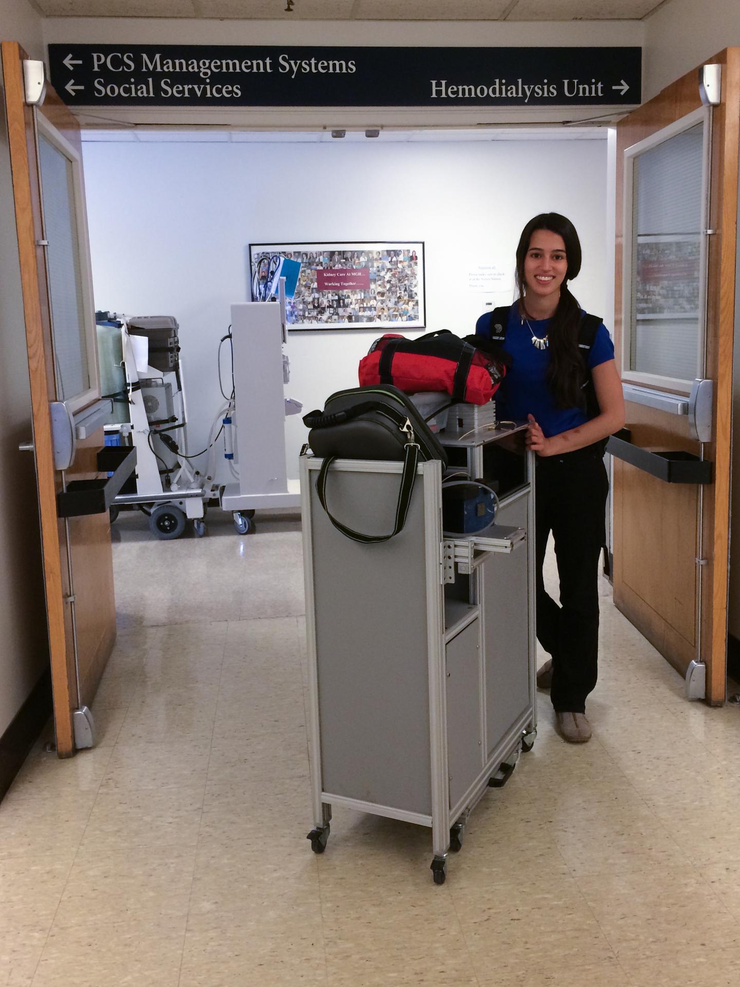 Box-Sized Sensor Brings Portable, Noninvasive Fluid Monitoring to the Bedside (9 of 11)