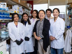 Weiyi Peng and students