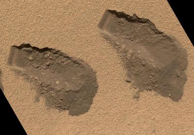 Rocknest Scoop Marks