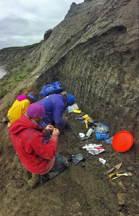 Excavation on Colville River