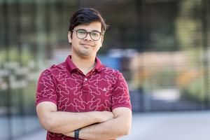Soumyadip Mondal is the first author on a paper published in Nature that provides pivotal insights into the redox chemistry of oxygen and reactive oxygen species (ROS). The results could have broad applications, including in ene