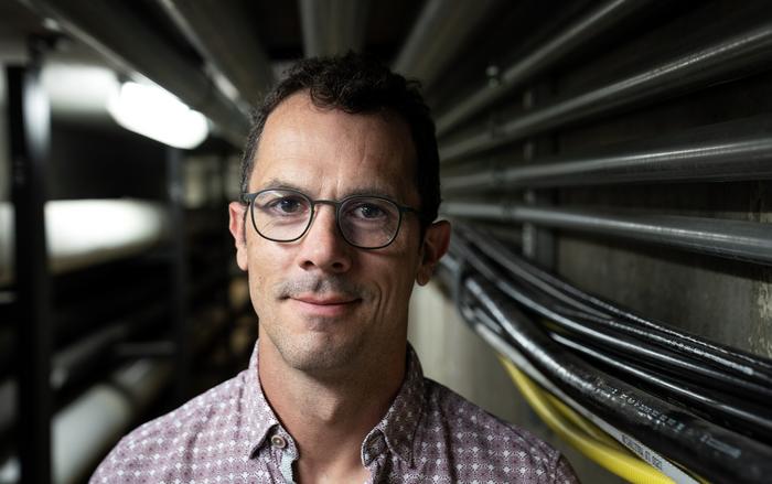 Arrowsmith next to dark fiber under SMU