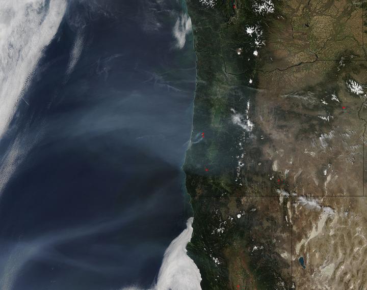 Red Skies in US Pacific Northwest Caused by Smoke from Siberian Fires